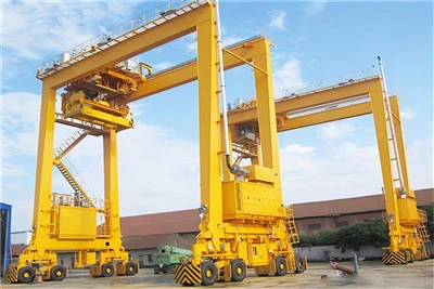 Derek Gantry Ban Karet