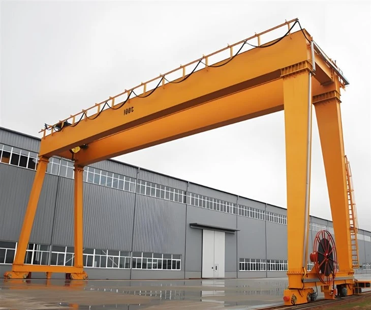 Double Girder Mobile Traveling Gantry Crane Dengan Untuk Pabrik Industri